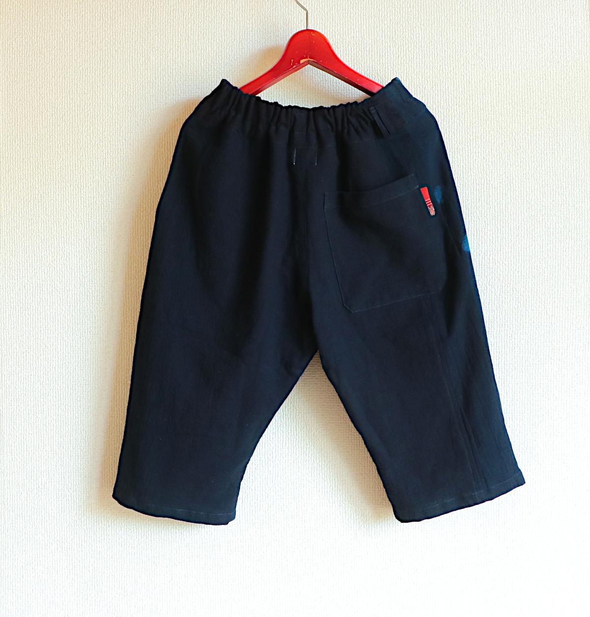 藍染綿のハーフタックパンツ(水玉/紅) | 7枚目