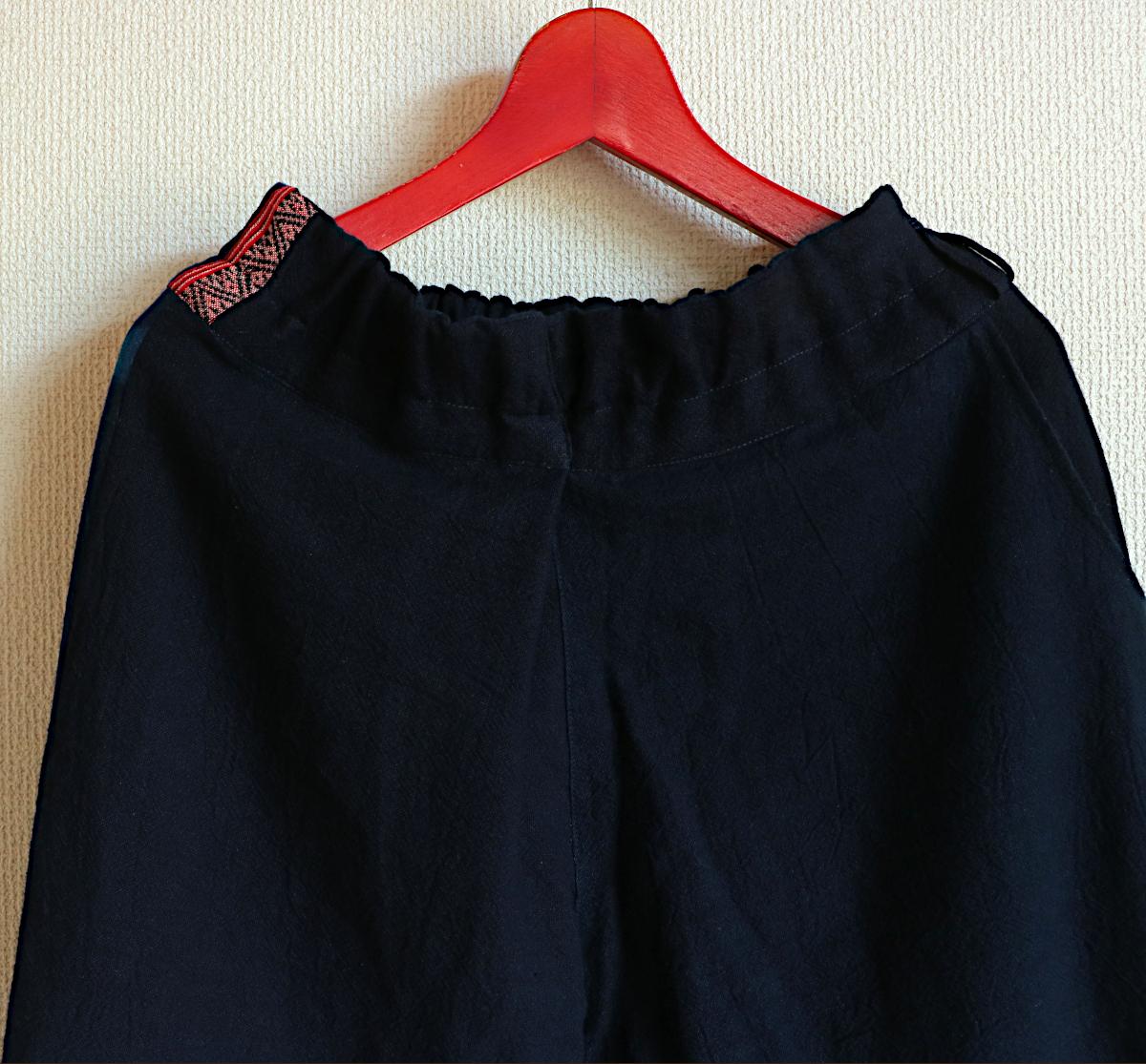 藍染綿のハーフタックパンツ(水玉/紅) | 8枚目